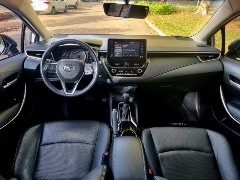 COROLLA 2.0 XEI 16V FLEX 4P AUTOMÁTICO - 2022 - DOIS IRMãOS
