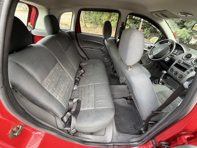 FIESTA 1.0 MPI PERSONNALITÉ 8V GASOLINA 4P MANUAL - 2003 - CAXIAS DO SUL