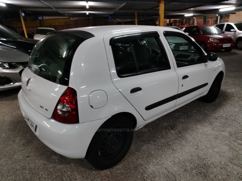 CLIO 1.0 CAMPUS 16V FLEX 4P MANUAL - 2009 - CAXIAS DO SUL