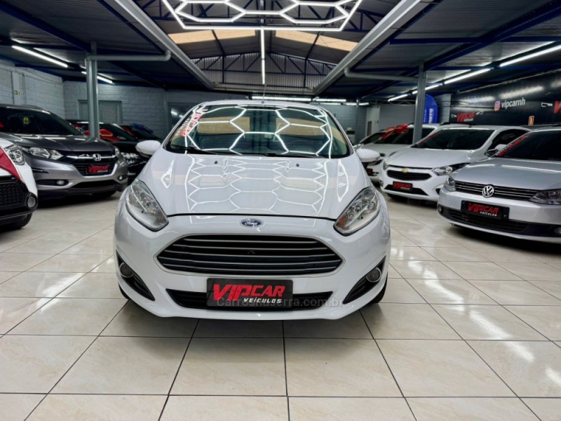 FIESTA 1.0 ROCAM SE 8V FLEX 4P MANUAL - 2013 - ESTâNCIA VELHA