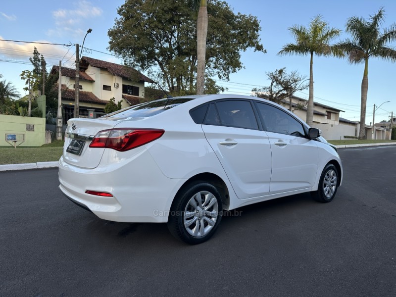 HB20S 1.0 COMFORT PLUS 12V FLEX 4P MANUAL - 2017 - SãO LEOPOLDO