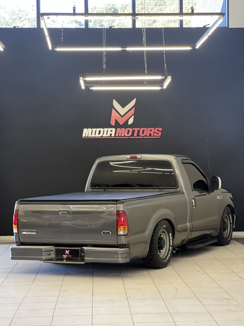 F-250 4.2 XLT 4X2 CS TURBO DIESEL 2P MANUAL - 1998 - CAXIAS DO SUL