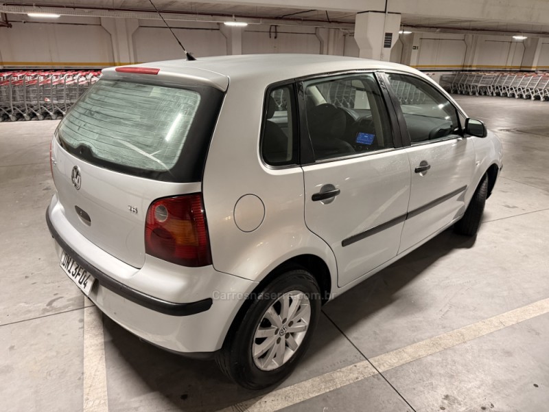 POLO 1.6 MI SÉRIE OURO 8V FLEX 4P MANUAL - 2004 - CAXIAS DO SUL