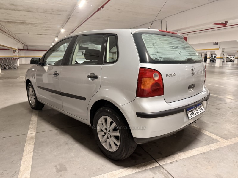 POLO 1.6 MI SÉRIE OURO 8V FLEX 4P MANUAL - 2004 - CAXIAS DO SUL