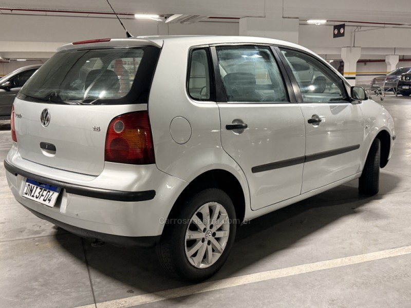POLO 1.6 MI SÉRIE OURO 8V FLEX 4P MANUAL - 2004 - CAXIAS DO SUL