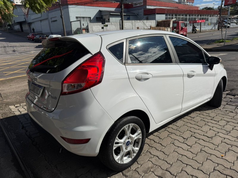 FIESTA 1.6 SE HATCH 16V FLEX 4P AUTOMÁTICO - 2014 - CAXIAS DO SUL