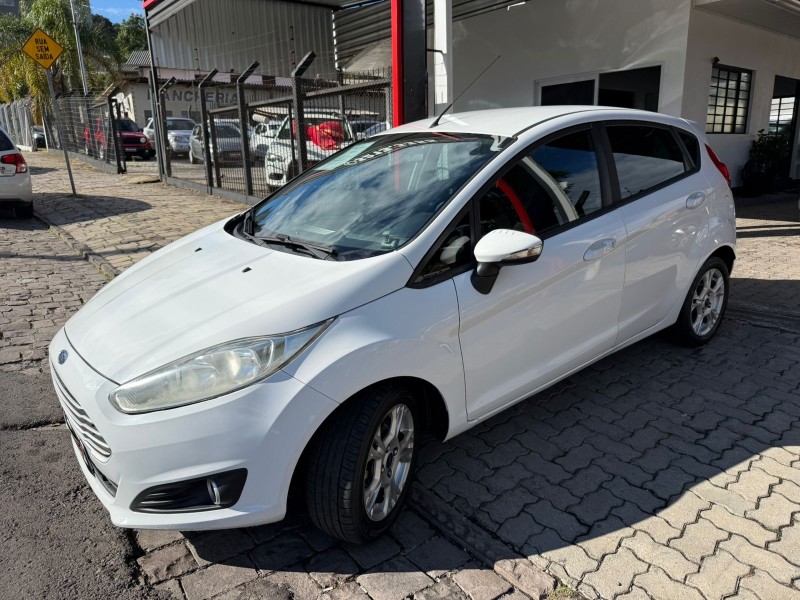 FIESTA 1.6 SE HATCH 16V FLEX 4P AUTOMÁTICO - 2014 - CAXIAS DO SUL