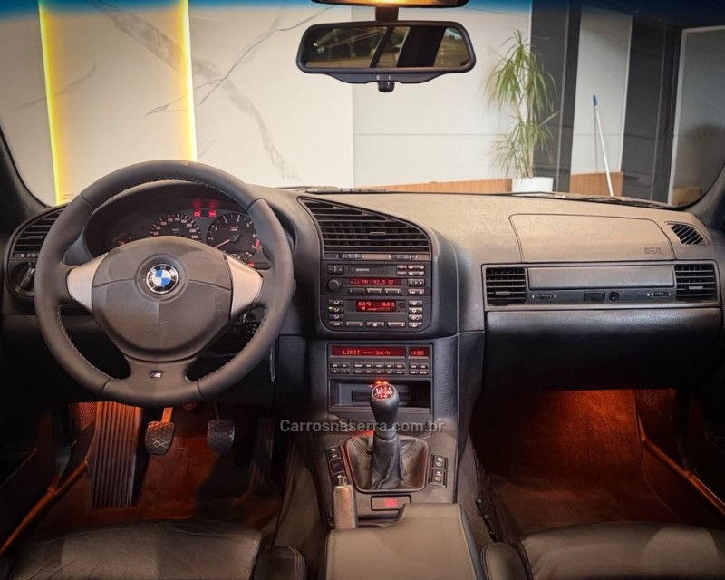 328I 2.8 TOURING 24V GASOLINA 4P AUTOMÁTICO - 1996 - GARIBALDI