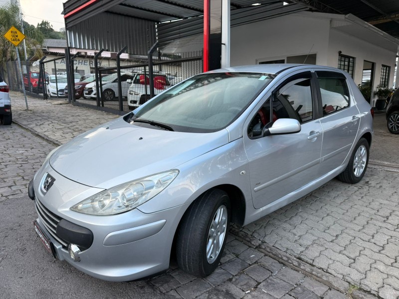 307 1.6 PRESENCE 16V FLEX 4P MANUAL - 2011 - CAXIAS DO SUL