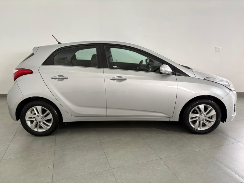 HB20 1.6 PREMIUM 16V FLEX 4P AUTOMÁTICO - 2015 - FARROUPILHA