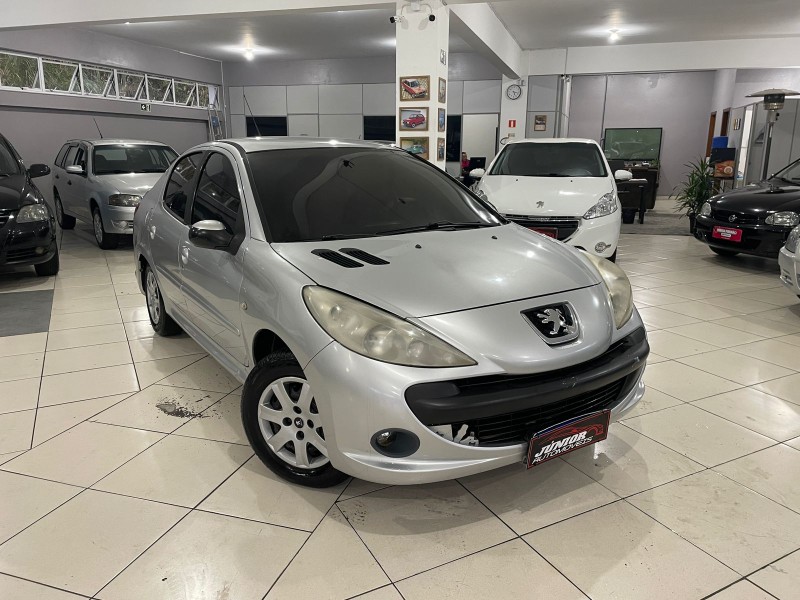 207 1.4 SEDAN XR PASSION 8V FLEX 4P MANUAL - 2011 - CAXIAS DO SUL