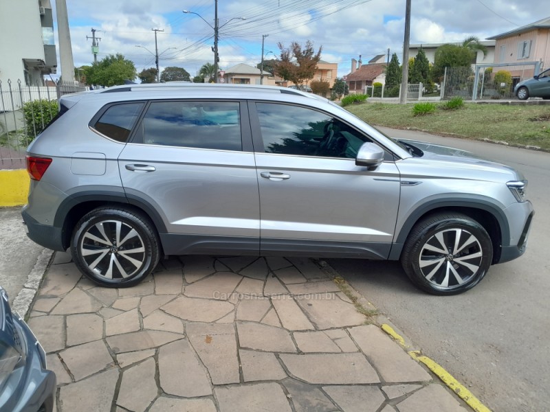 TAOS 1.4 16V HIGHLINE TSI FLEX 4P AUTOMÁTICO - 2023 - NOVA PRATA