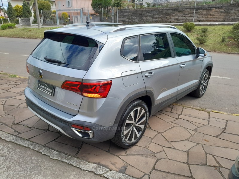 TAOS 1.4 16V HIGHLINE TSI FLEX 4P AUTOMÁTICO - 2023 - NOVA PRATA