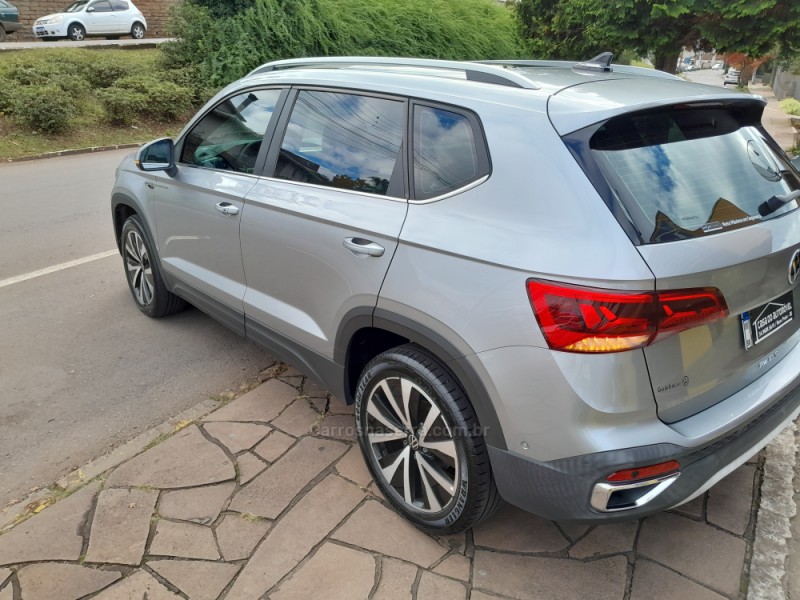 TAOS 1.4 16V HIGHLINE TSI FLEX 4P AUTOMÁTICO - 2023 - NOVA PRATA