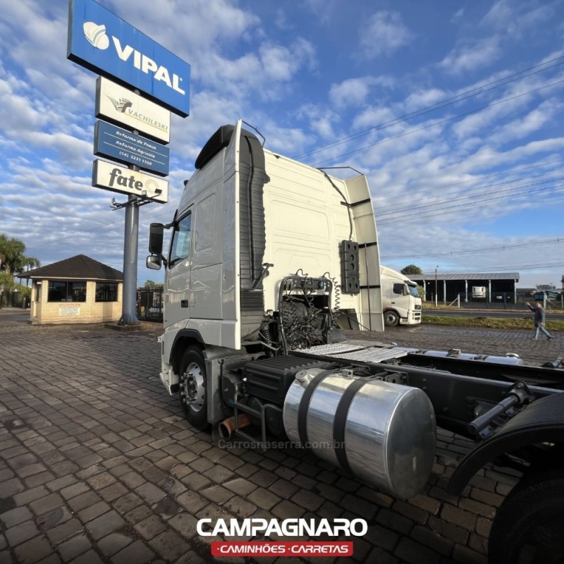 FH 460 GLOBETROTTER 6X2 - 2013 - VACARIA