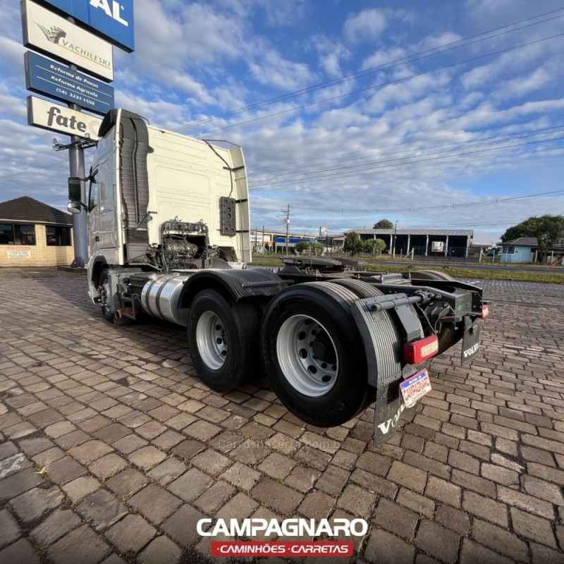 FH 460 GLOBETROTTER 6X2 - 2013 - VACARIA