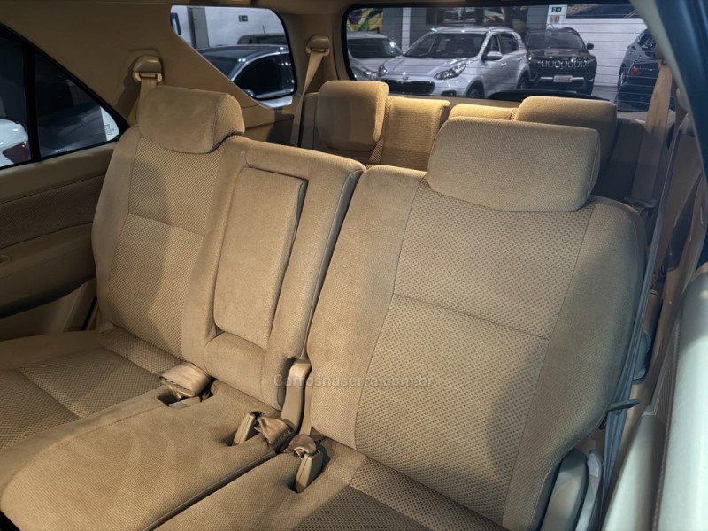 HILUX SW4 2.7 SR 4X2 16V FLEX 4P MANUAL - 2009 - SãO LEOPOLDO