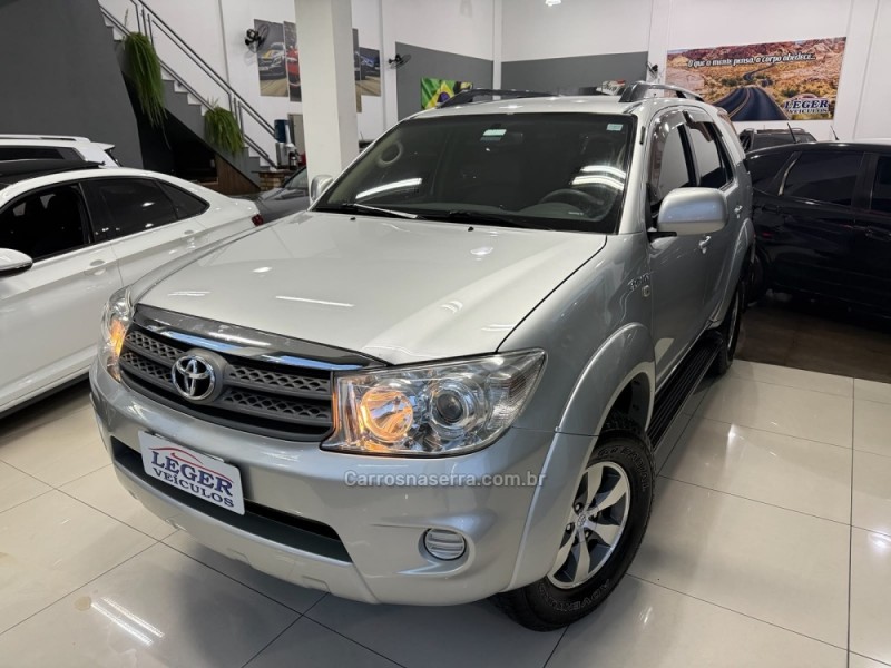 HILUX SW4 2.7 SR 4X2 16V FLEX 4P MANUAL - 2009 - SãO LEOPOLDO
