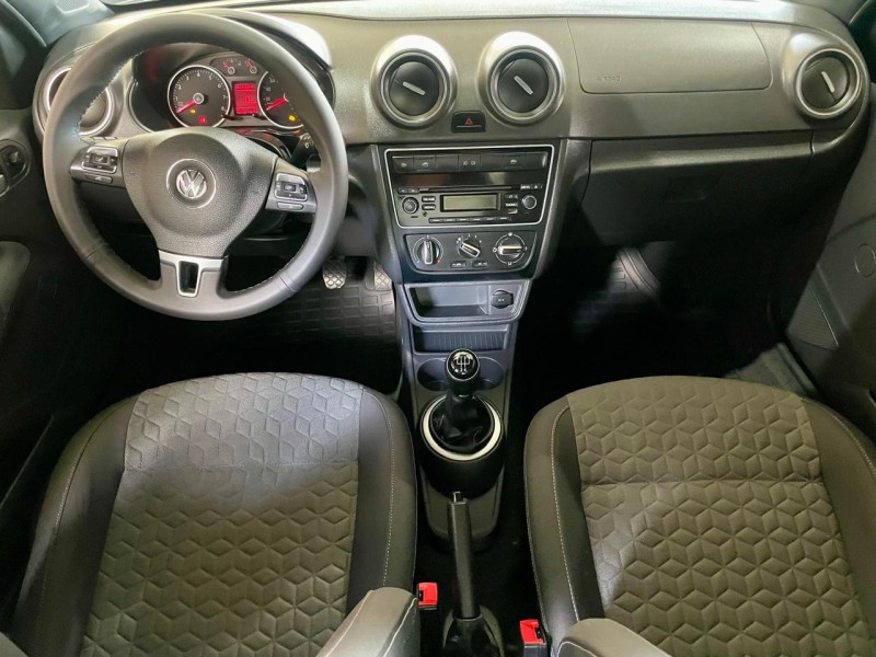 GOL 1.0 MI TRACK 8V FLEX 4P MANUAL - 2014 - CAXIAS DO SUL