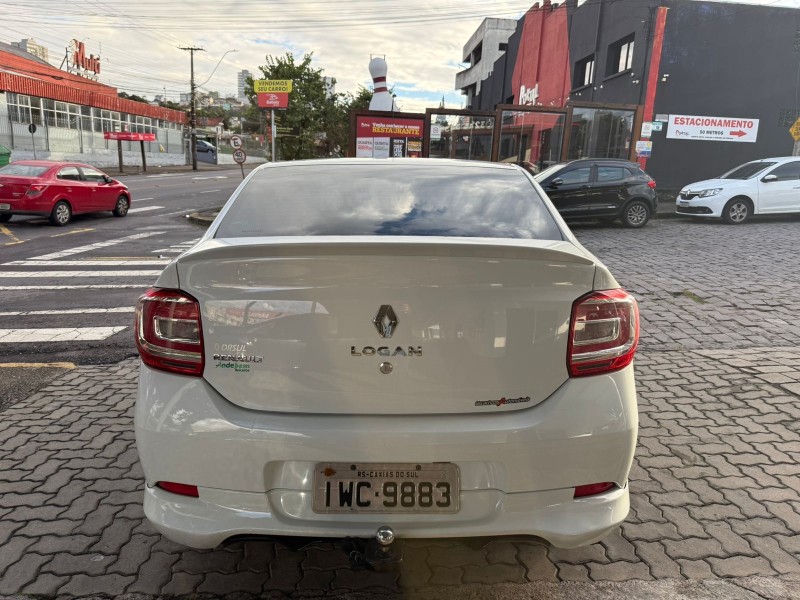 LOGAN 1.0 AUTHENTIQUE 16V FLEX 4P MANUAL - 2015 - CAXIAS DO SUL