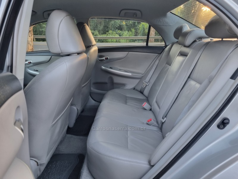 COROLLA 2.0 XEI 16V FLEX 4P AUTOMÁTICO - 2014 - DOIS IRMãOS