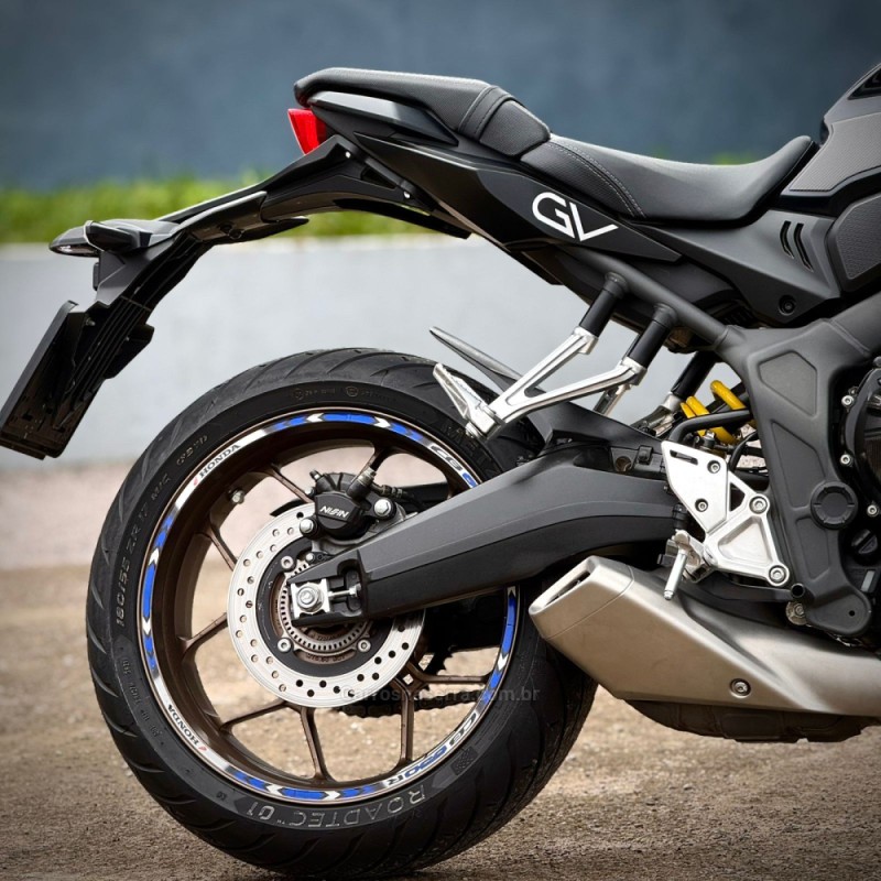 CB 650R E-CLUTCH - 2021 - ENCANTADO