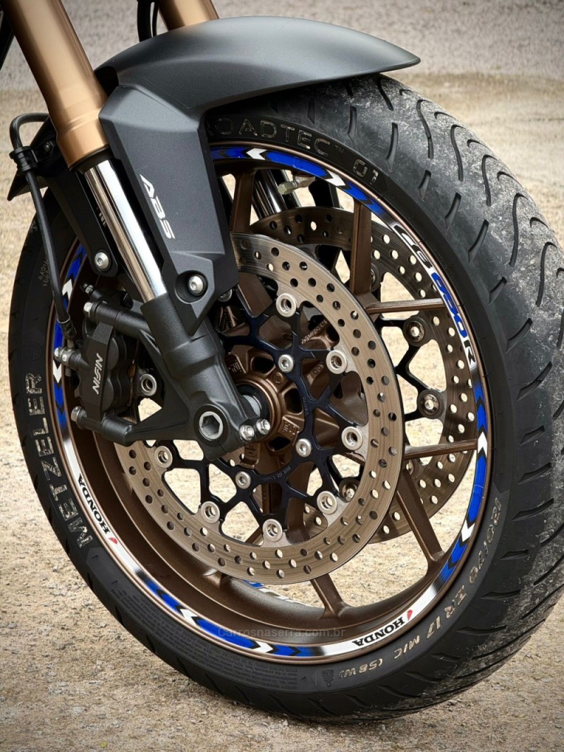 CB 650R E-CLUTCH - 2021 - ENCANTADO