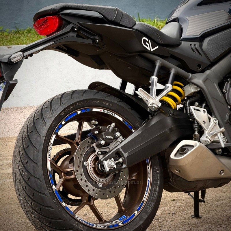 CB 650R E-CLUTCH - 2021 - ENCANTADO