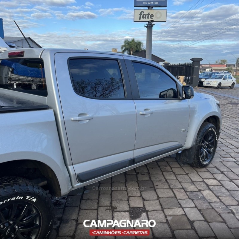 S10 2.8 LT 4X4 CD 16V TURBO DIESEL 4P AUTOMÁTICO - 2023 - VACARIA