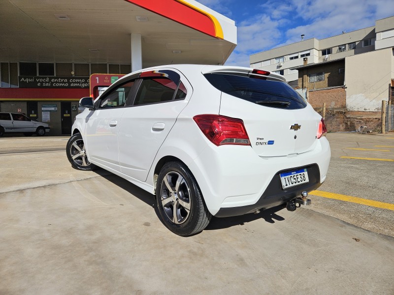 ONIX 1.0 LT PLUS 4P FLEX MANUAL - 2018 - CAXIAS DO SUL