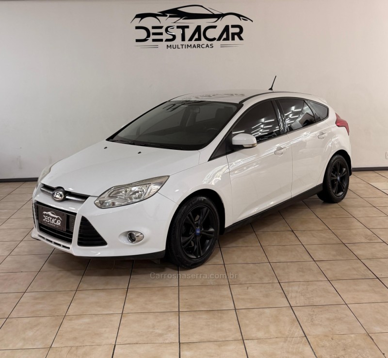 focus 1.6 se hatch 16v flex 4p automatico 2015 caxias do sul