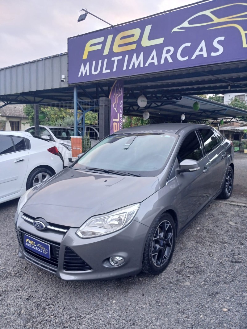 focus 2.0 titanium 16v flex 4p automatico 2015 vale real