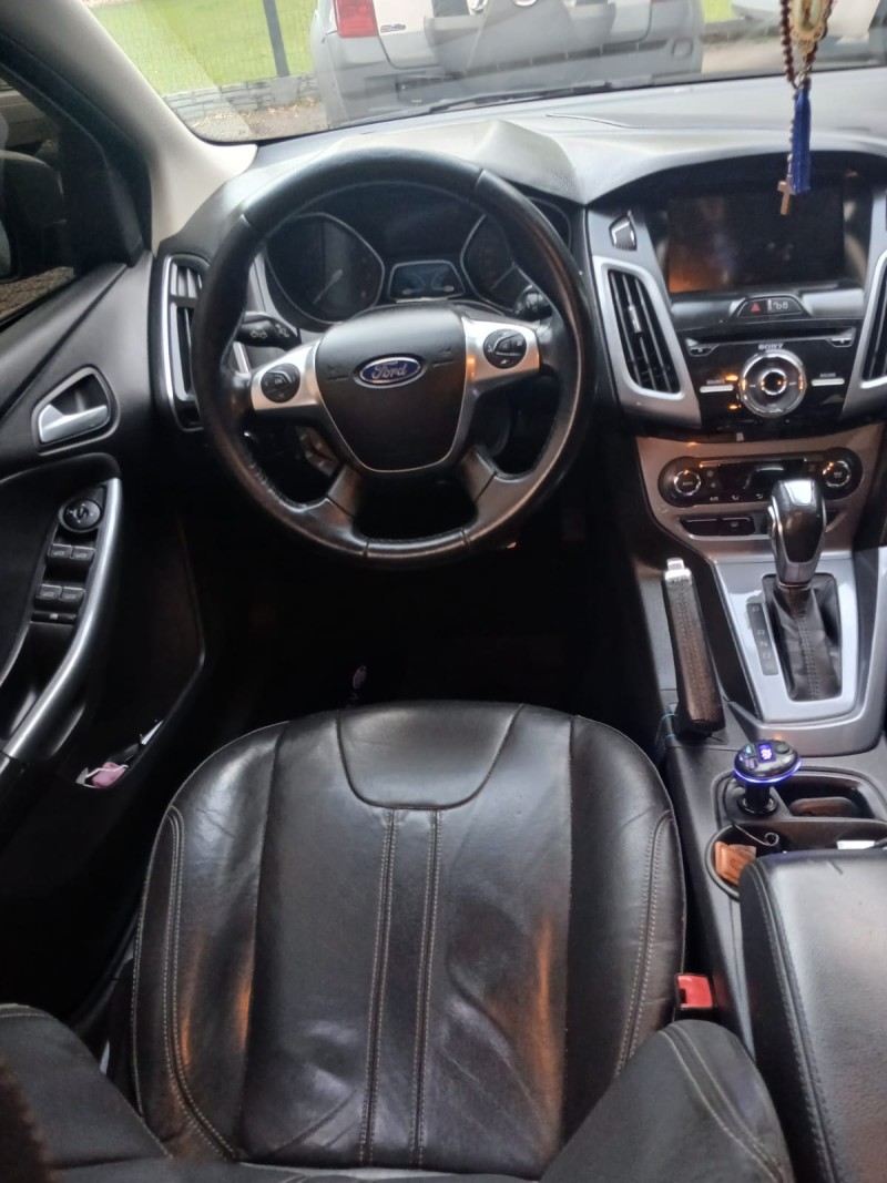 FOCUS 2.0 TITANIUM 16V FLEX 4P AUTOMÁTICO - 2015 - VALE REAL