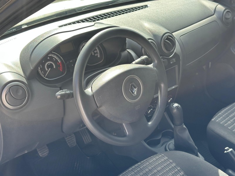 SANDERO 1.0 EXPRESSION 16V FLEX 4P MANUAL - 2014 - CAXIAS DO SUL