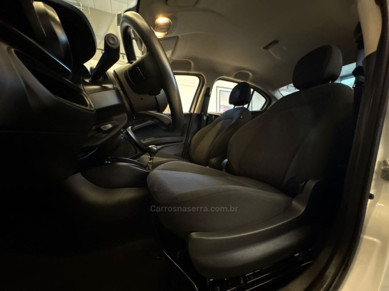 CRONOS 1.3 DRIVE 8V FLEX 4P MANUAL - 2023 - CAMPO BOM