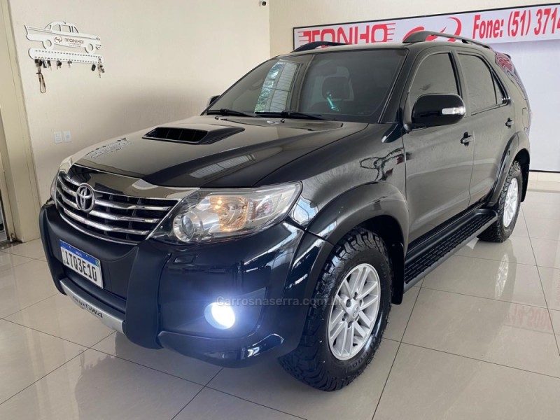 HILUX SW4 3.0 SRV 4X4 16V TURBO INTERCOOLER DIESEL 4P AUTOMÁTICO - 2012 - LAJEADO