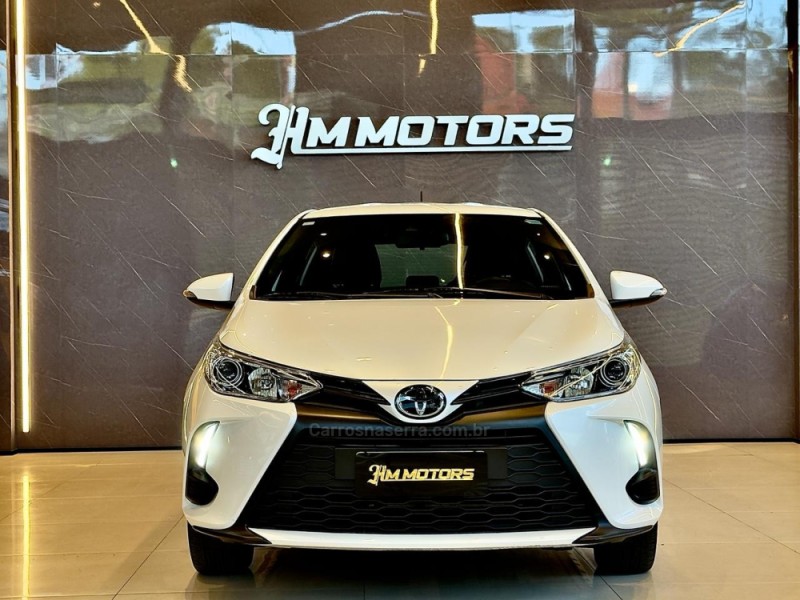 YARIS 1.5 XS 16V FLEX 4P AUTOMÁTICO - 2023 - CAXIAS DO SUL