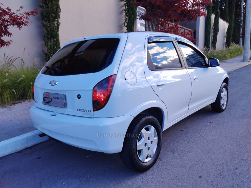 CELTA 1.0 MPFI LT 8V FLEX 4P MANUAL - 2014 - FARROUPILHA