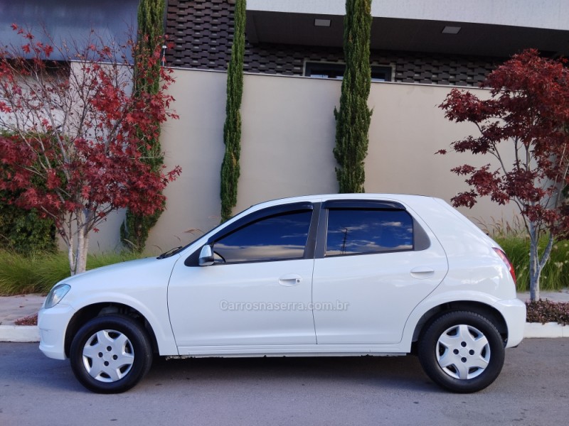 CELTA 1.0 MPFI LT 8V FLEX 4P MANUAL - 2014 - FARROUPILHA