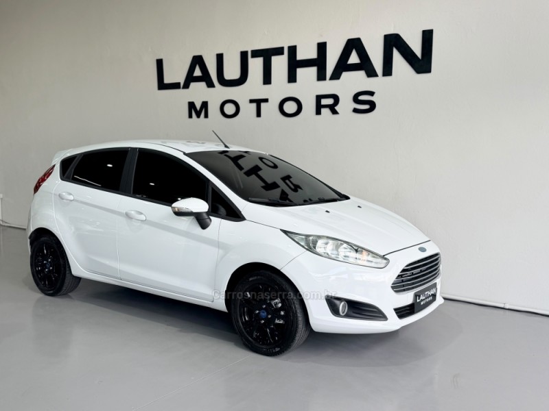 FIESTA 1.5 SE HATCH 16V FLEX 4P MANUAL - 2014 - NOVO HAMBURGO