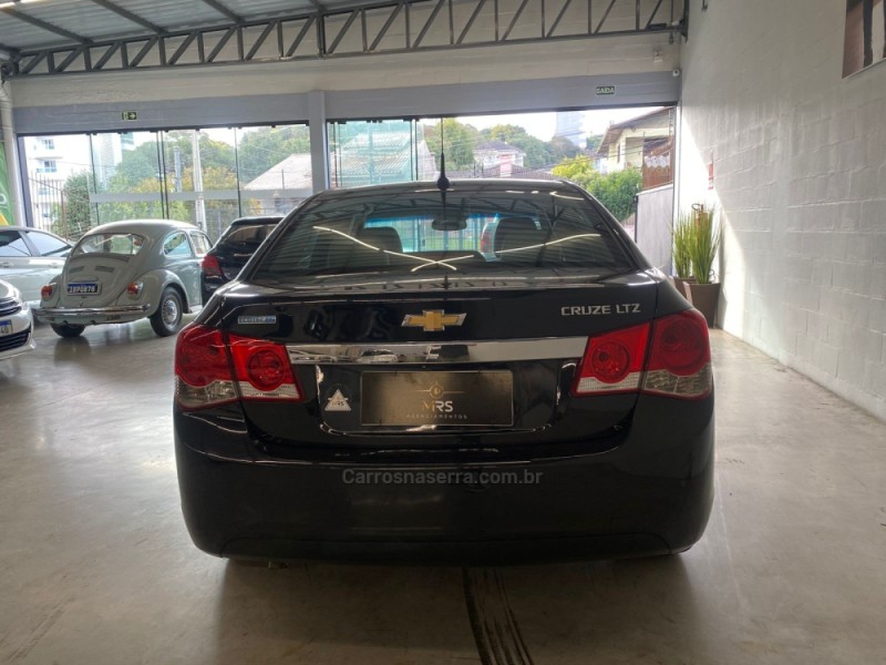 CRUZE 1.8 LTZ 16V FLEX 4P AUTOMÁTICO - 2013 - CAXIAS DO SUL