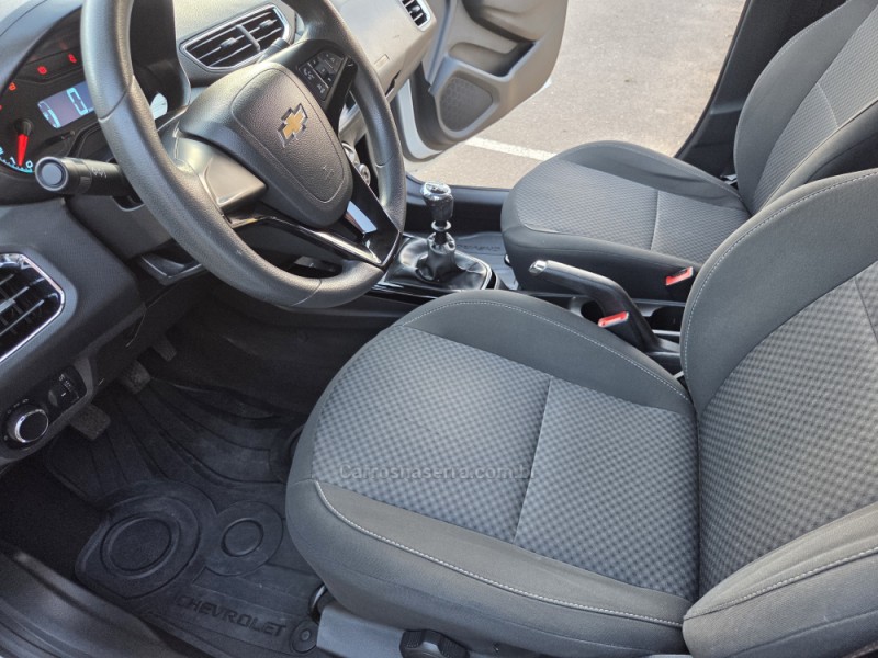 PRISMA 1.4 MPFI LT 8V FLEX 4P MANUAL - 2017 - PICADA CAFé