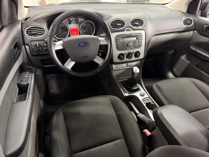 FOCUS 1.6 GLX 16V FLEX 4P MANUAL - 2013 - CAXIAS DO SUL