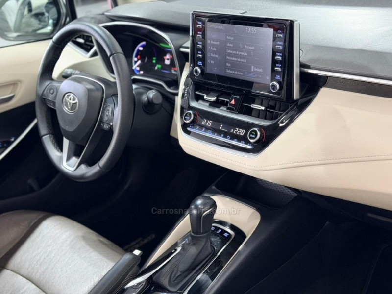 COROLLA 2.0 ALTIS PREMIUM 16V FLEX 4P AUTOMÁTICO - 2022 - ESTâNCIA VELHA