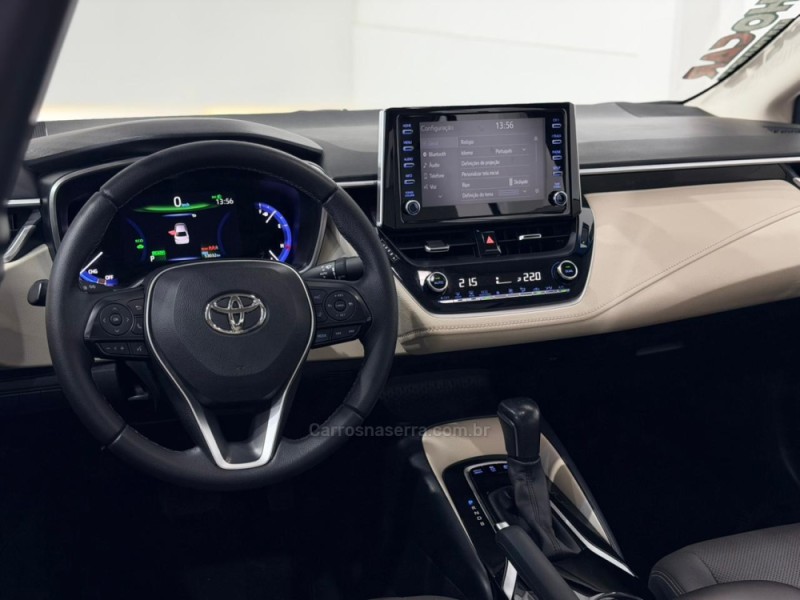 COROLLA 2.0 ALTIS PREMIUM 16V FLEX 4P AUTOMÁTICO - 2022 - ESTâNCIA VELHA