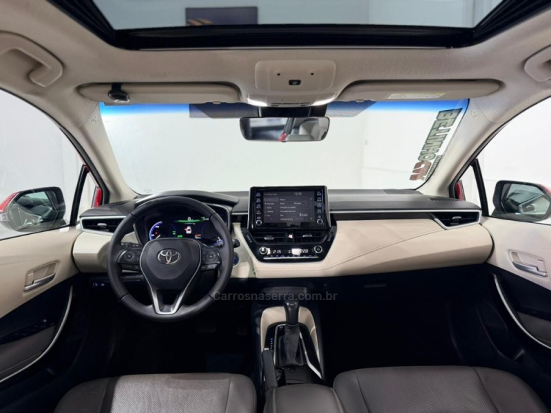 COROLLA 2.0 ALTIS PREMIUM 16V FLEX 4P AUTOMÁTICO - 2022 - ESTâNCIA VELHA