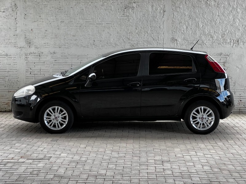 PUNTO 1.4 ATTRACTIVE 8V FLEX 4P MANUAL - 2011 - BENTO GONçALVES