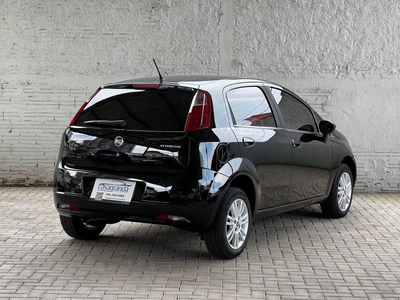 PUNTO 1.4 ATTRACTIVE 8V FLEX 4P MANUAL - 2011 - BENTO GONçALVES