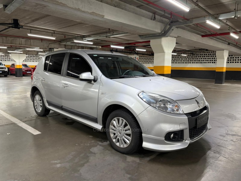 sandero 1.6 privilege 8v flex 4p automatico 2012 caxias do sul