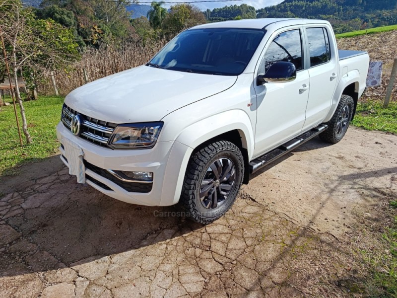 amarok 3.0 v6 tdi highline cd diesel 4motion automatico 2024 caxias do sul